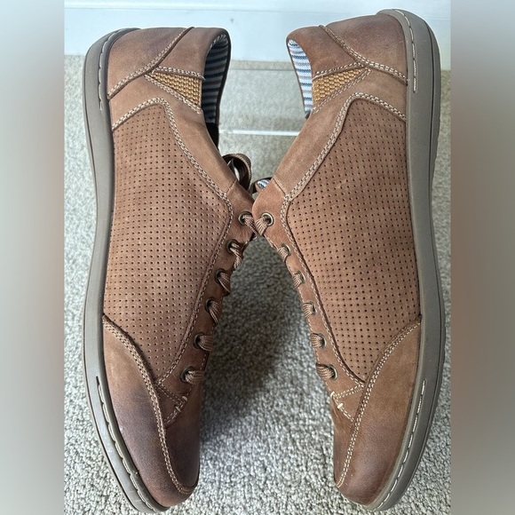 Muk Luks brown shoes- size 12 - Picture 1 of 5